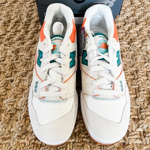 NWT New Balance 550 Sneakers Sea Salt Verdigris and Poppy Women’s Various Sizes - Picture 11 of 16